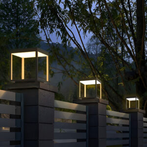 LED Betonsäulenleuchte Modern Edelstahl IP54 Warmweiß Offenes Rahmen Design für Gartenmauer Einfahrt und Terrasse