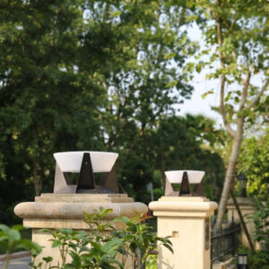 Alternative view of Solar Außenleuchte LED Warmweiß Außen IP65 Wasserdicht Modern für Terrasse und Garten in Schwarz