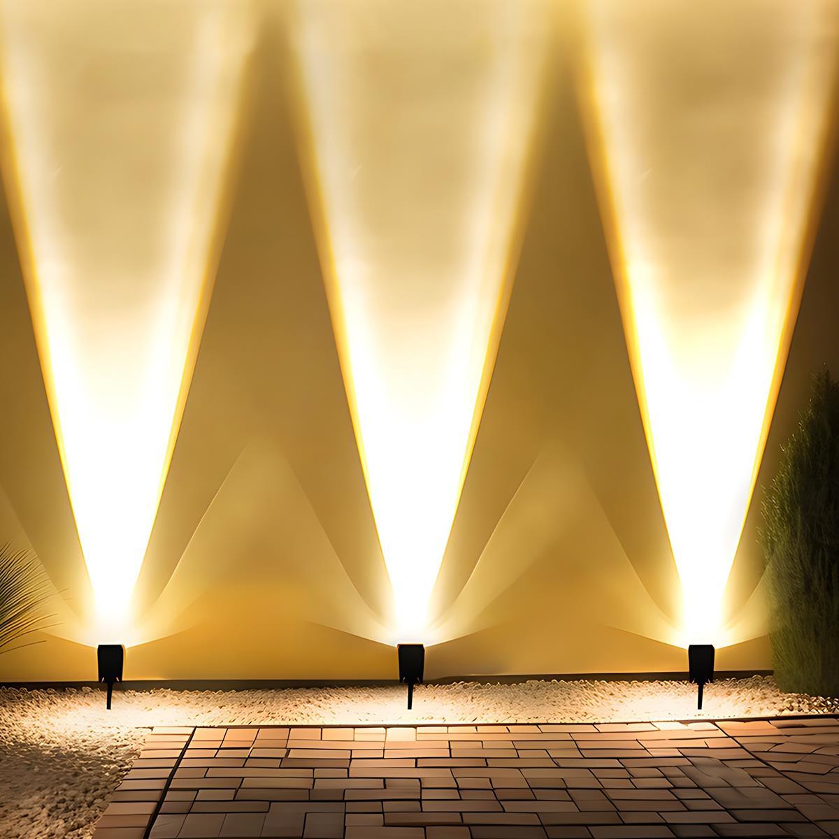 LED Solarstrahler Garten Verstellbares Zoomobjektiv Wetterfest IP65 Warmweiß Energieeffiziente LED-Technologie für Rasen Beete und Fassade